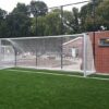 Vandalisme-arm doelnet, P-model 6 Antivandalisme voetbaldoelnetten P-model in verplaatsbaar aluminium voetbaldoel op sportveld